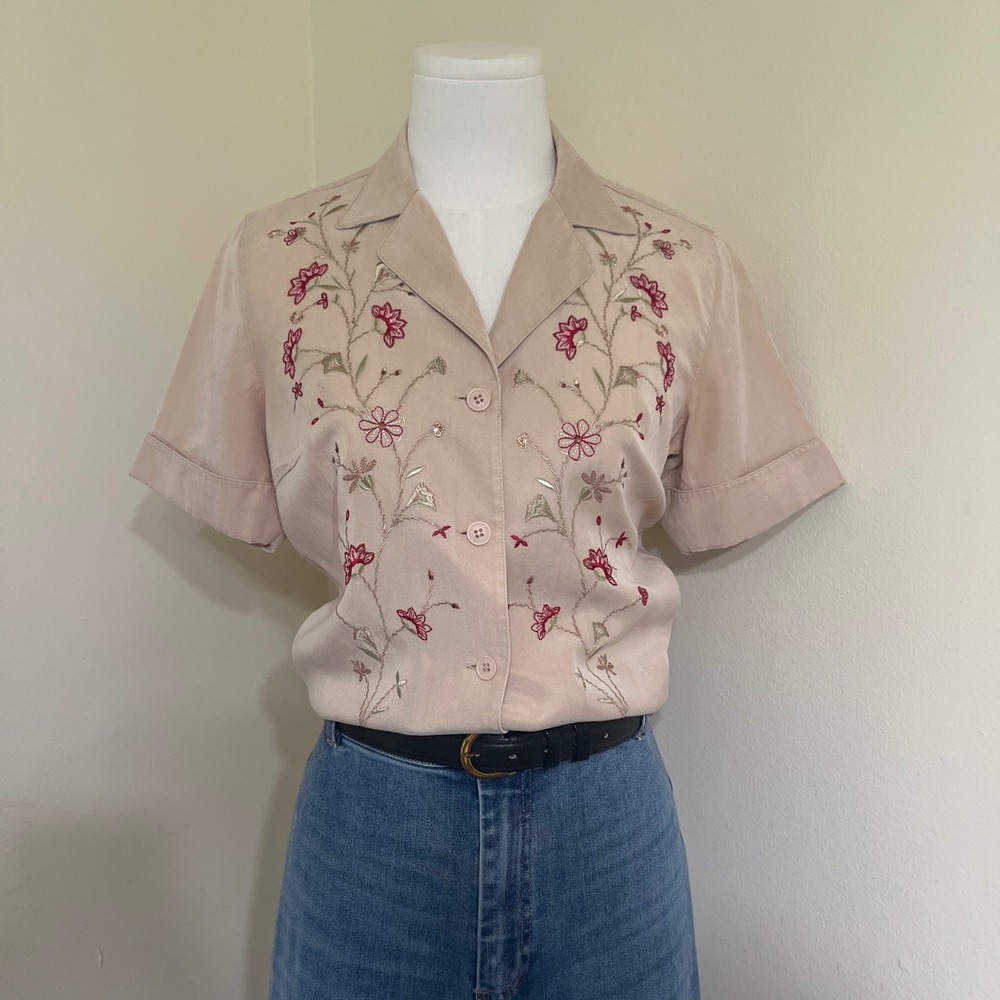Bloomingdale's Vintage Floral Embroidered Tencel Blouse Beige Size 4